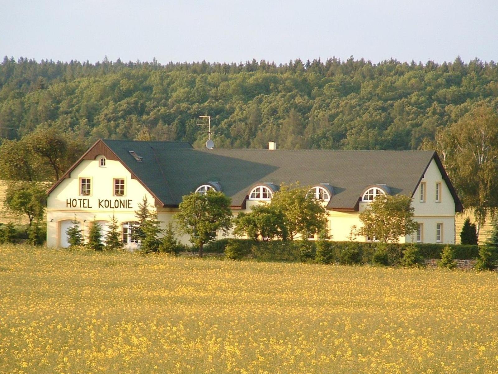 Hotel Kolonie Křivoklát Εξωτερικό φωτογραφία